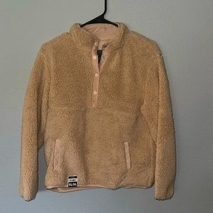 girls size 14/16 sherpa teddy top
Nwt